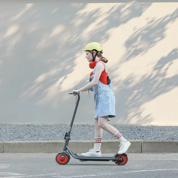 Segway Ninebot C15E (EU) Kids Electric Kick Scooter - Image 6