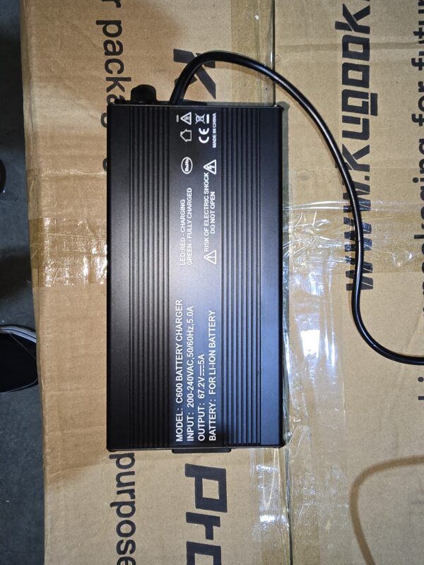 Kugoo Kirin G4 Pro Charger - Image 2