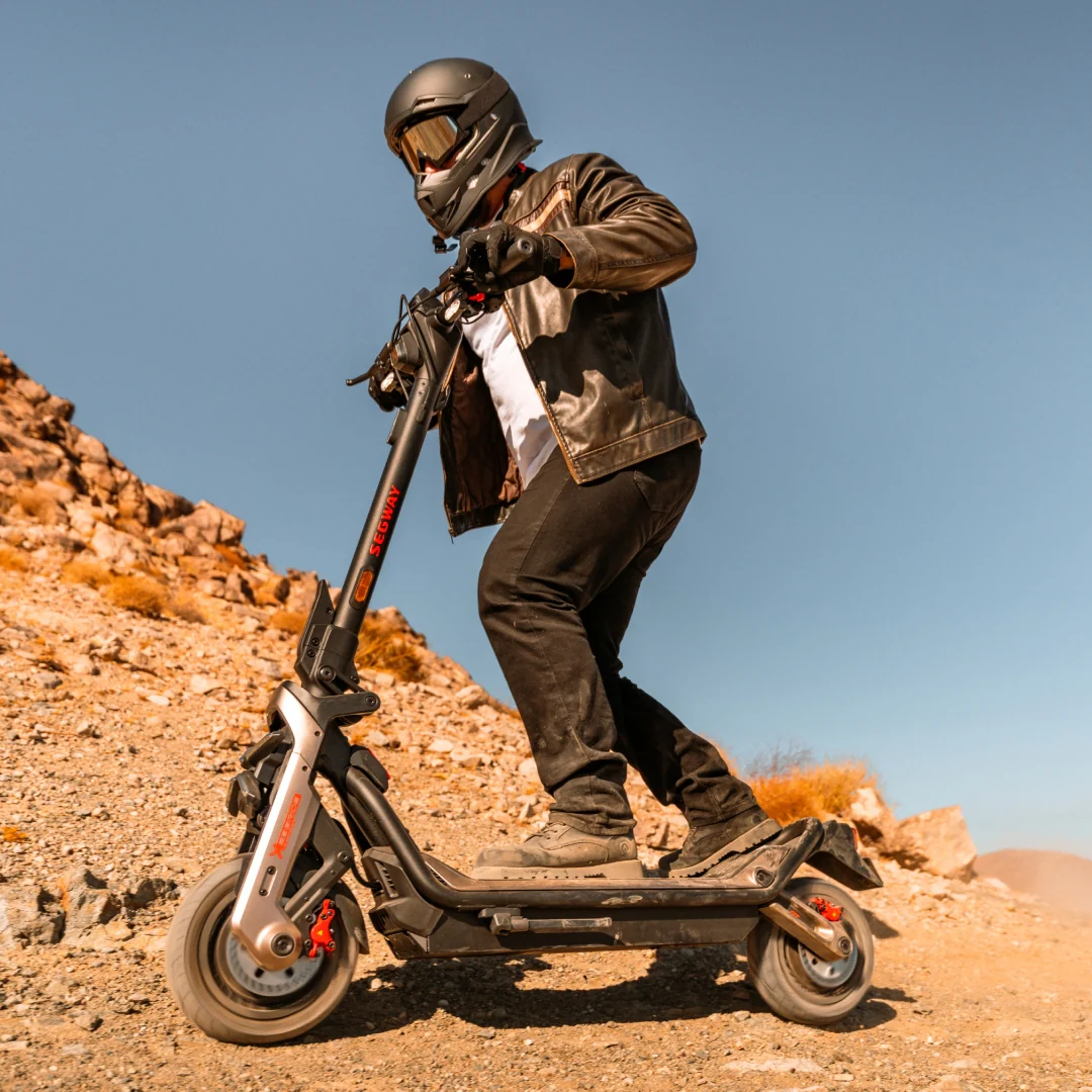 Segway Ninebot Kickscooer GT3 PRO 72V 2160Wh 7000W 80 km/h Max Speed - Image 2